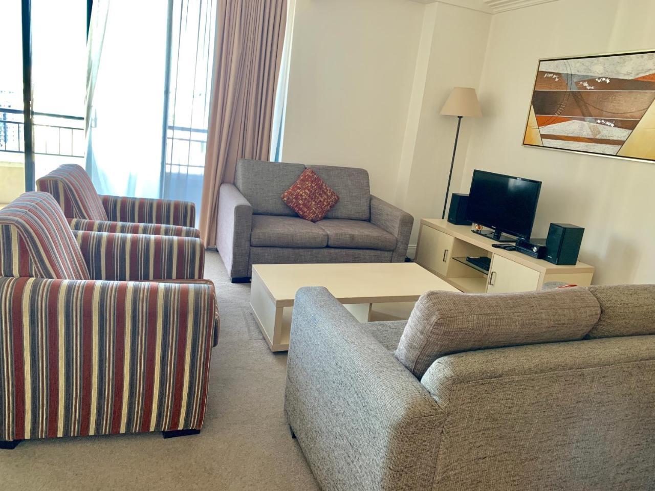 Castle Serviced Apartments Сидней Экстерьер фото