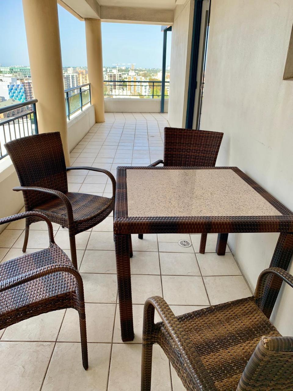 Castle Serviced Apartments Сидней Экстерьер фото